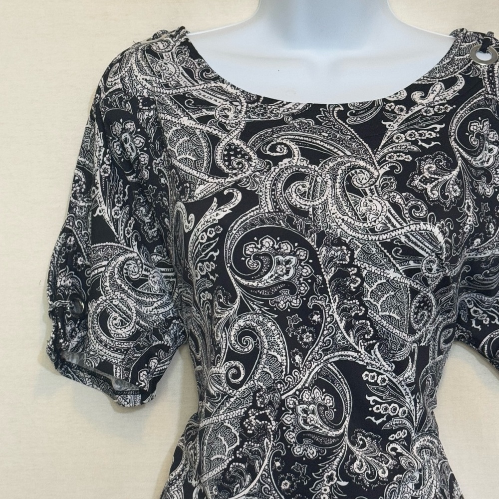 F-98 Cato Black & White Cold Shoulder High Low Short Sleeve Blouse Size S‎ - Picture 3 of 15